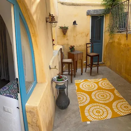 Salina Da Raffaele E Josefine Apartment *