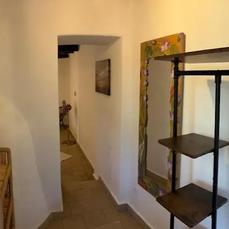 Apartment Salina Da Raffaele E Josefine Malfa (Salina)
